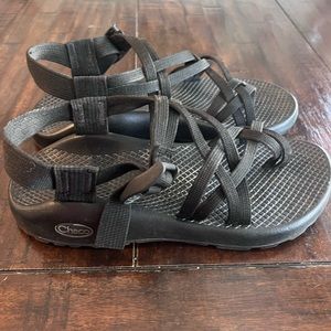 Women’s Chacos size 7